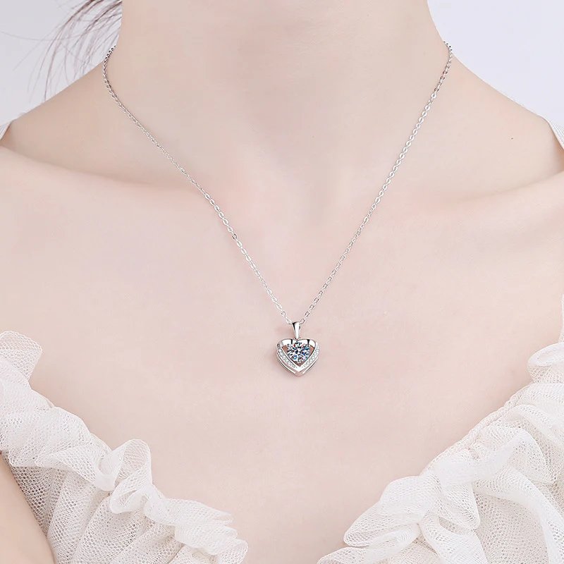 Zircon Heart Necklace - Image 4